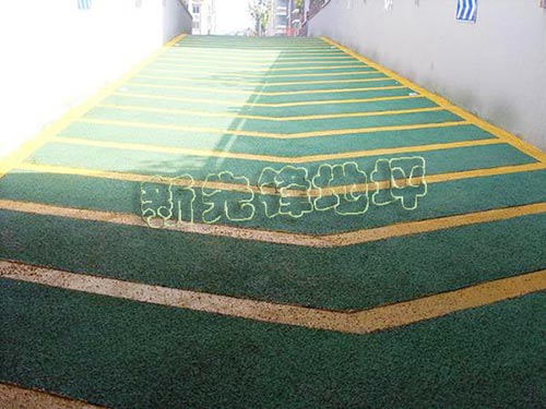 停车场地坪及交通设施